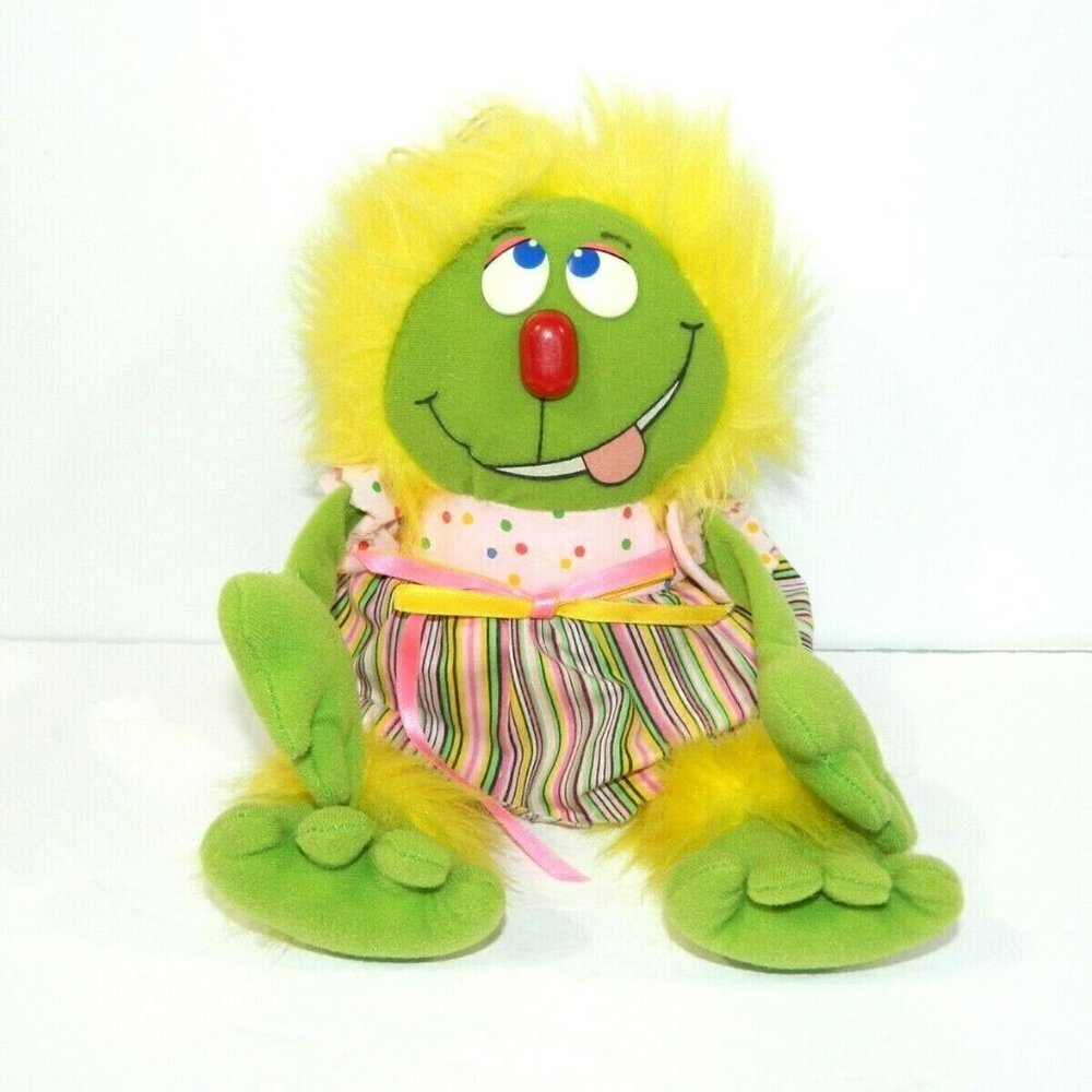 Vintage 1984 Amtoy 11" Plush Green Monster Yellow Hair Stuffed Doll Toy